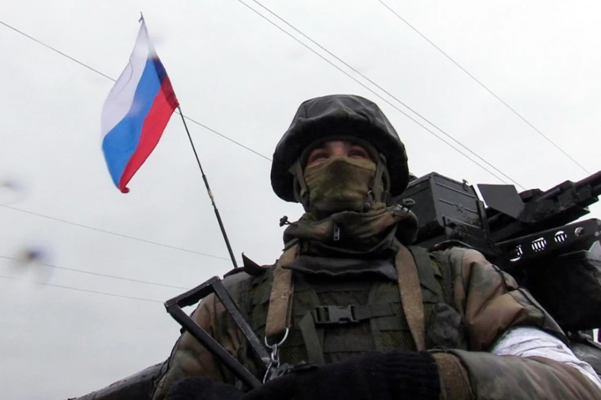 Военнослужащий